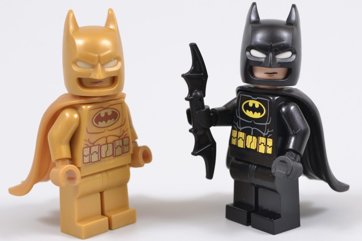 LEGO Batman 76330 Batman Logo 25 1200x800